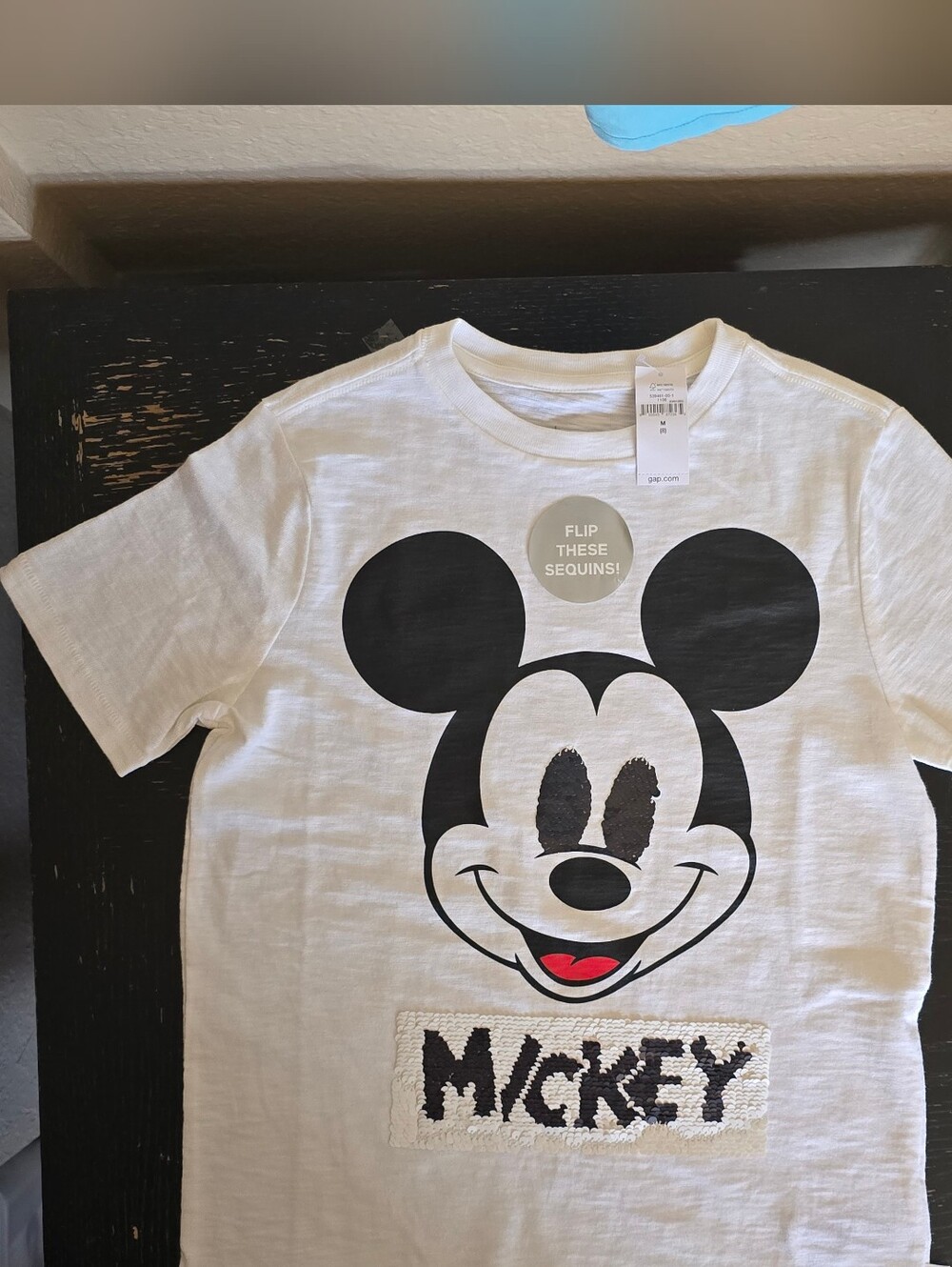 NWT Gap x Disney Kids T-shirt Features Mickey Mouse w Flippy Sequin Graphic Sz M